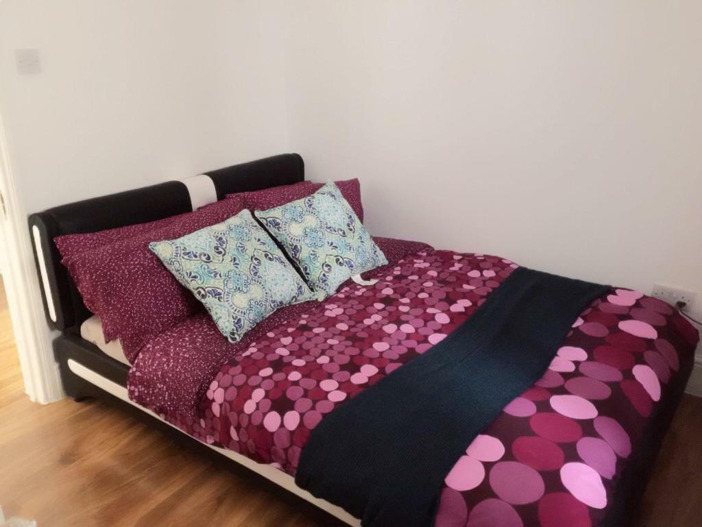 Abbey Wood Station Five Bedroom Self Contained House 外观 照片
