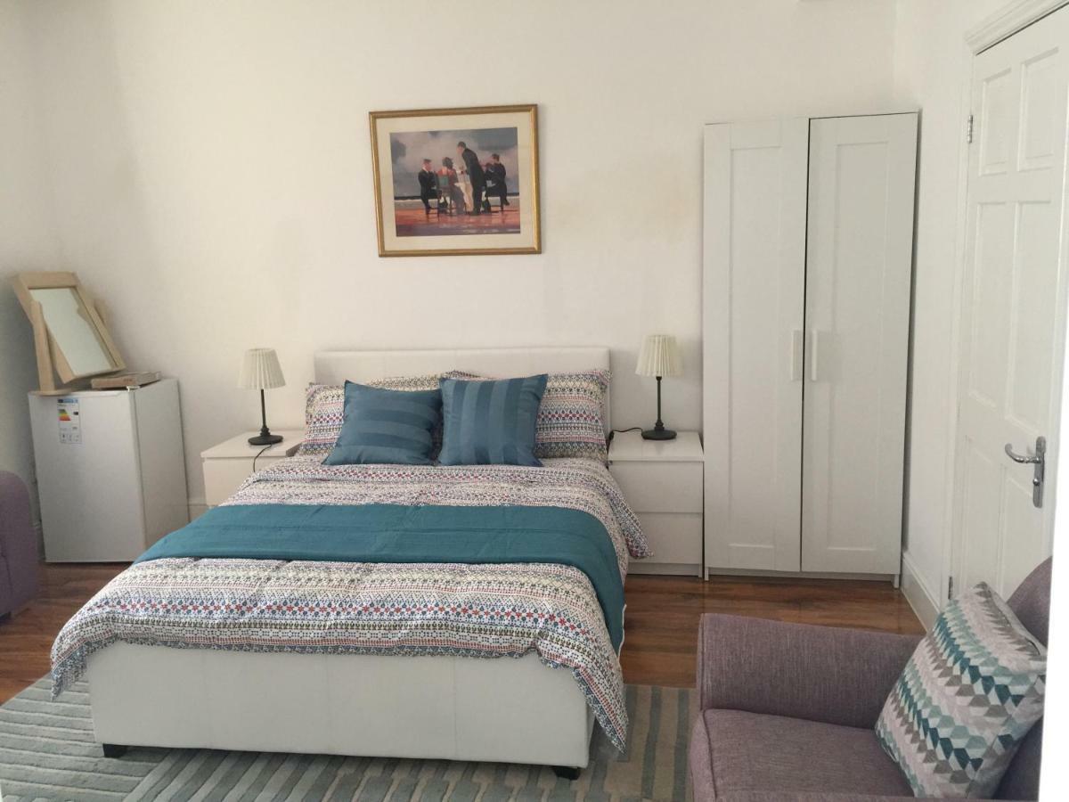 Abbey Wood Station Five Bedroom Self Contained House 外观 照片