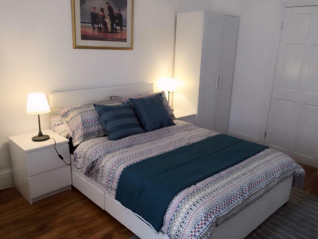 Abbey Wood Station Five Bedroom Self Contained House 外观 照片