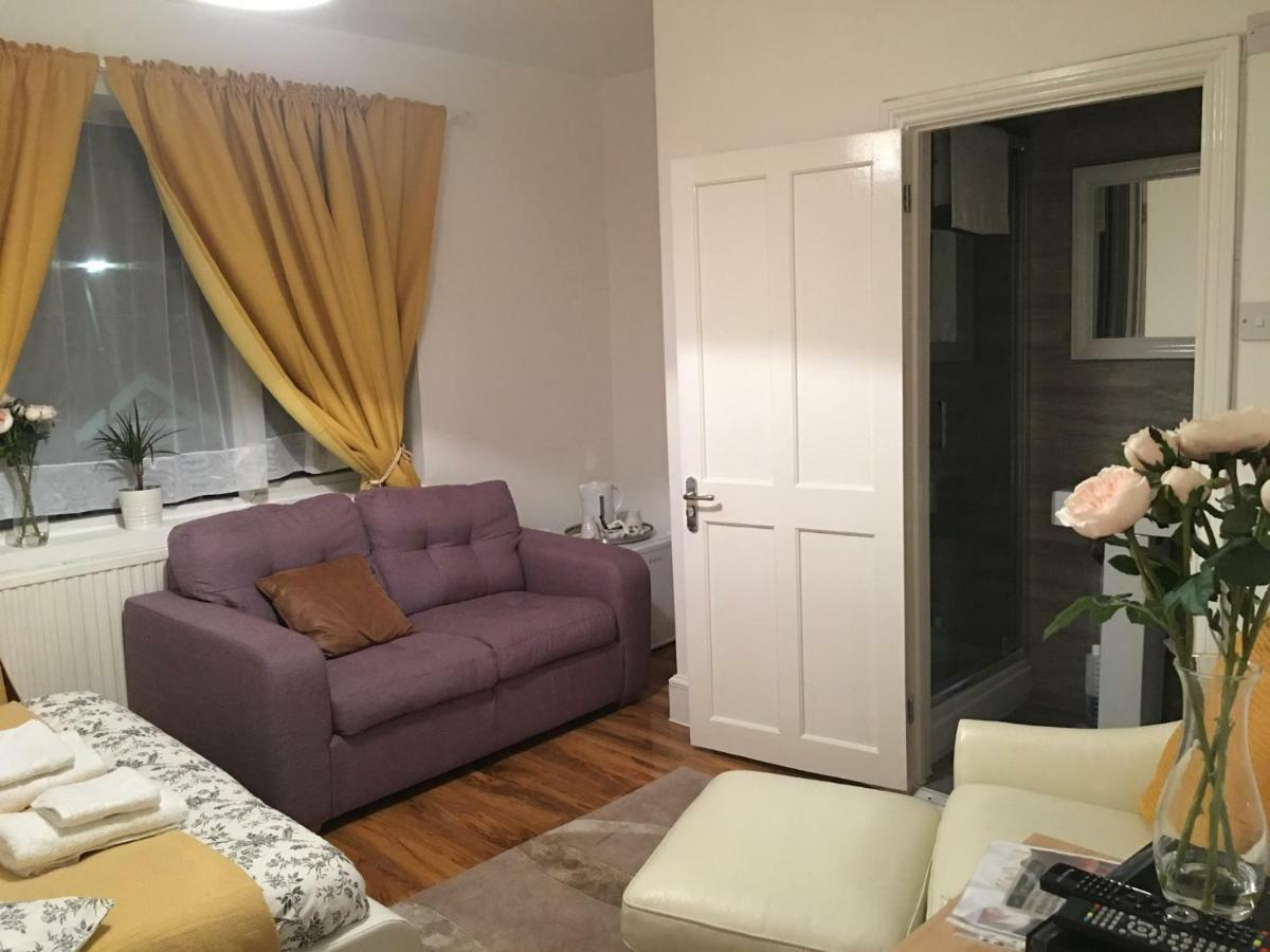 Abbey Wood Station Five Bedroom Self Contained House 外观 照片